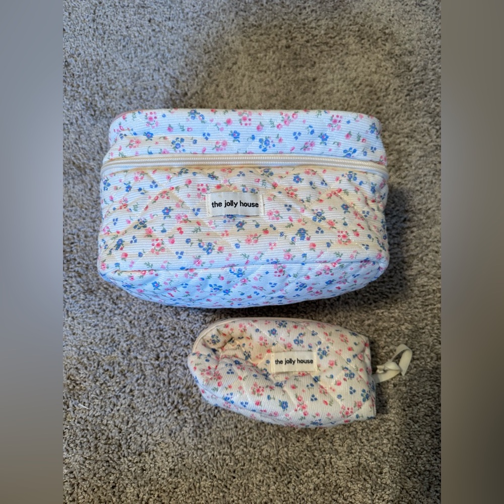 Floral Quilted Cosmetic Bag Set in Cream